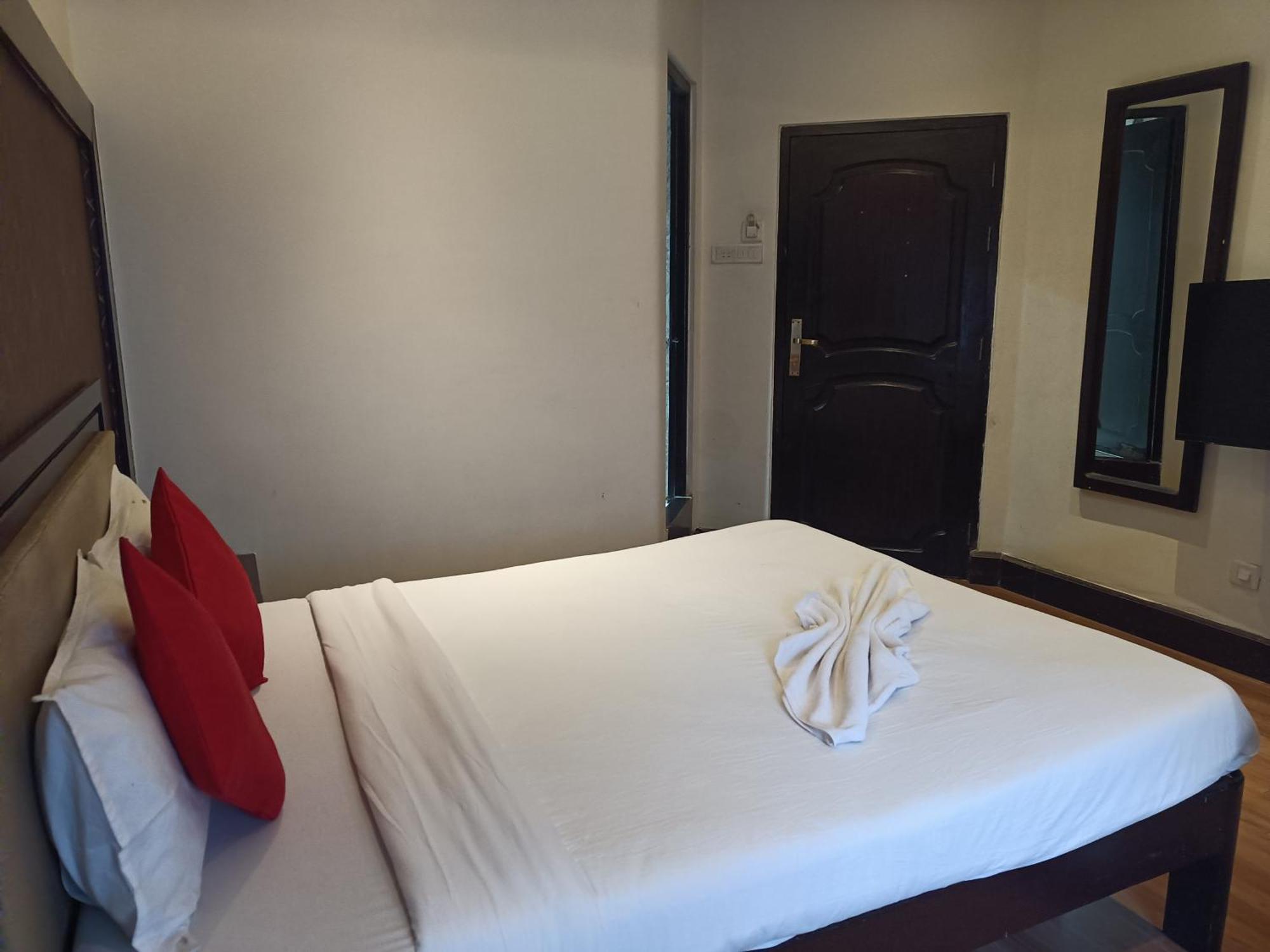 Hotel Serene Shillong Exterior foto